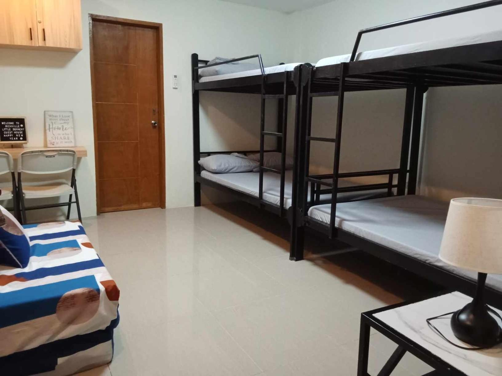 Richville Little Boracay Guest House Calatagan Esterno foto