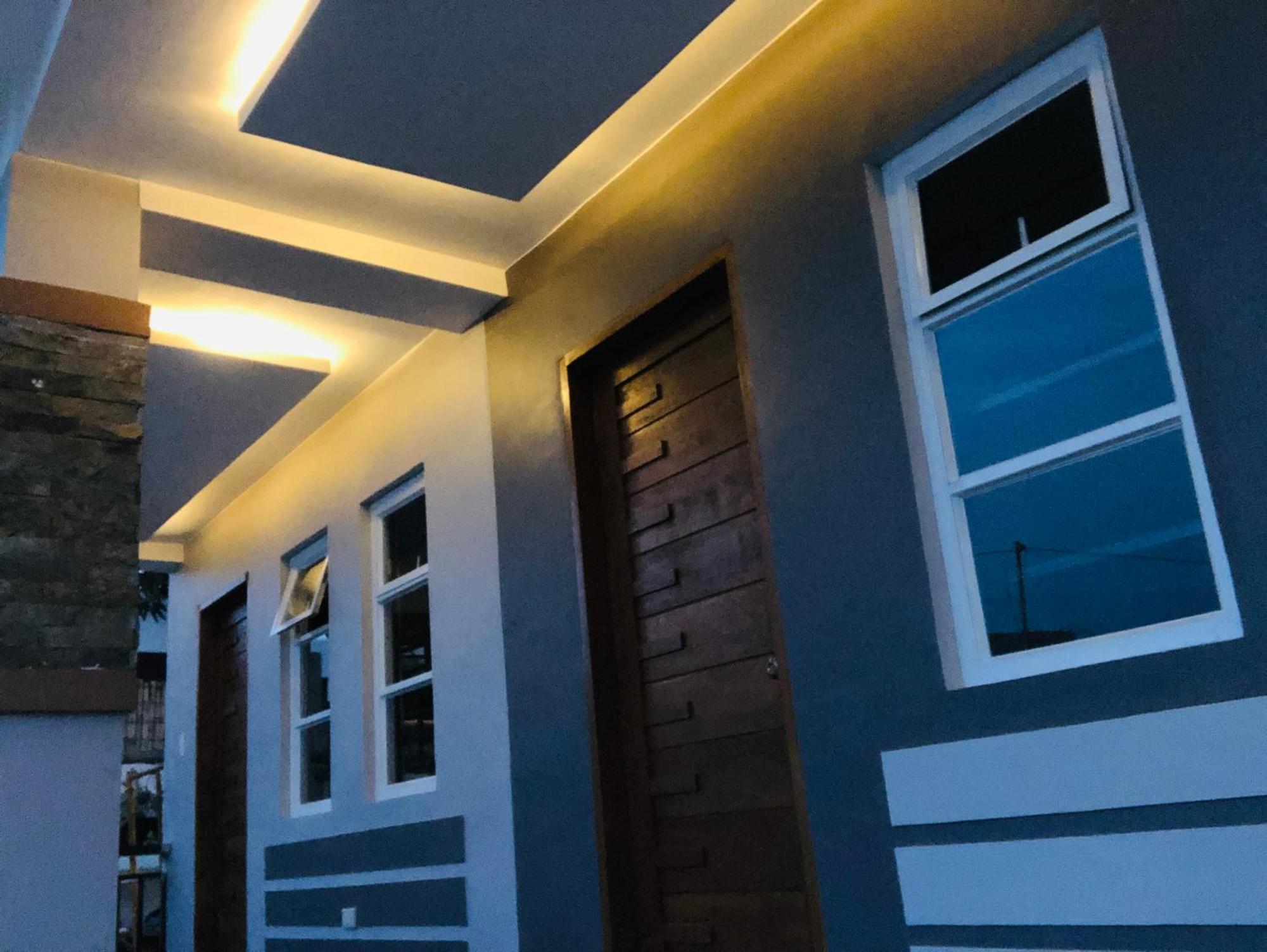 Richville Little Boracay Guest House Calatagan Esterno foto